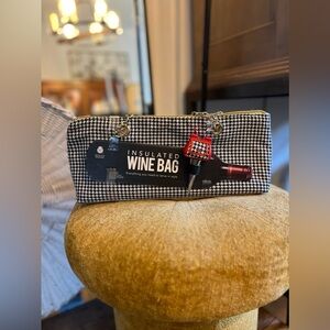Insulated wine bag